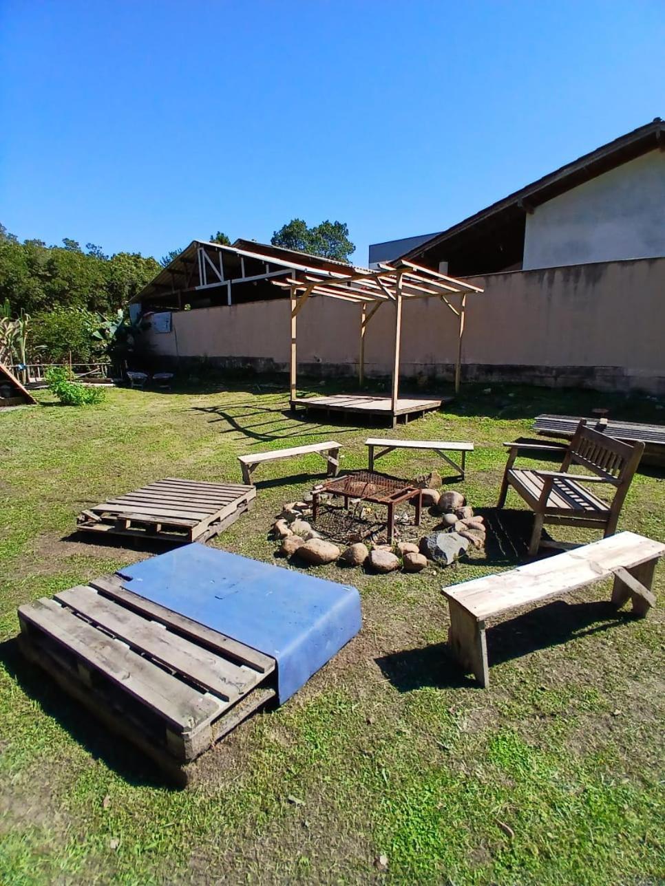 La Casita Casa Familiar Hospedagem E Camping Urbano Navegantes Extérieur photo
