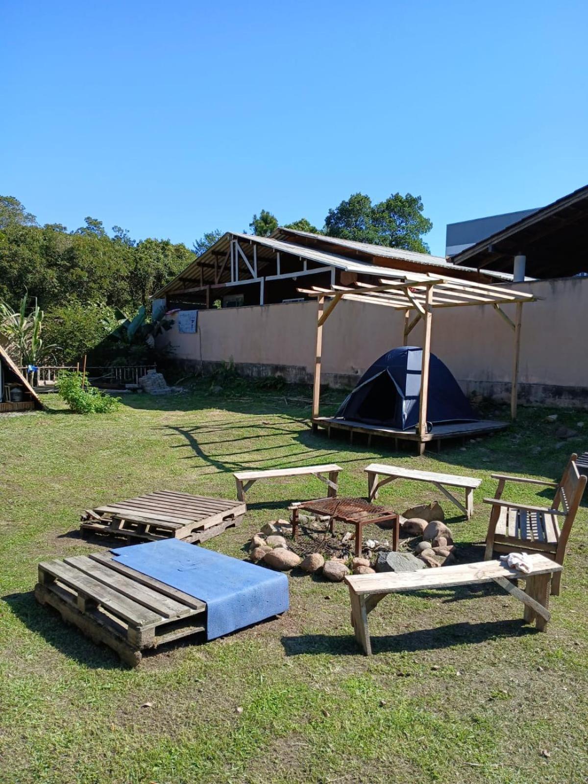 La Casita Casa Familiar Hospedagem E Camping Urbano Navegantes Extérieur photo