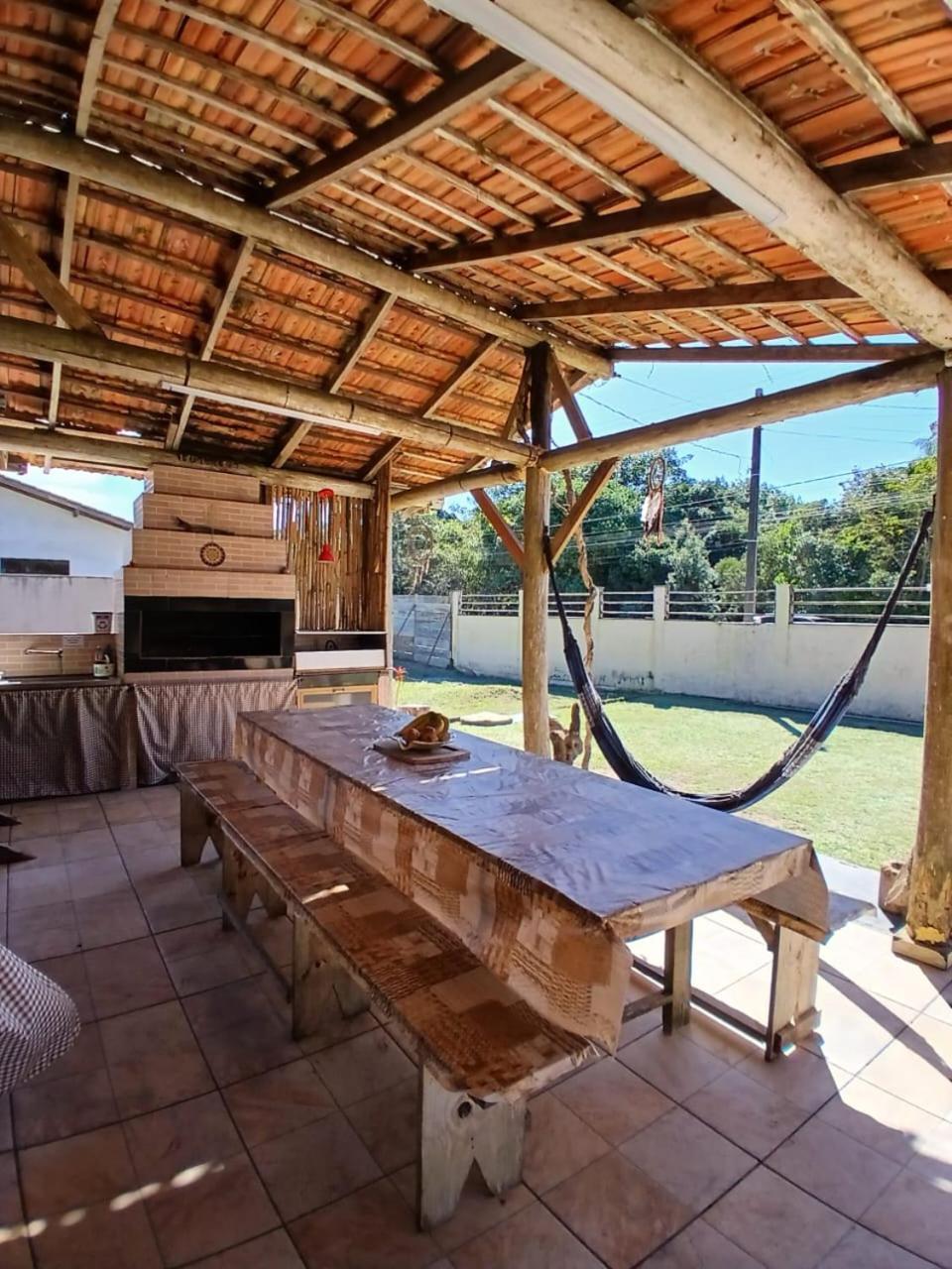La Casita Casa Familiar Hospedagem E Camping Urbano Navegantes Extérieur photo